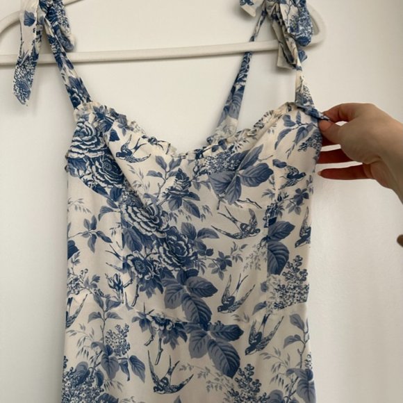 Reformation Nikita Dress (Size 2) in Pompadour - Picture 3 of 5